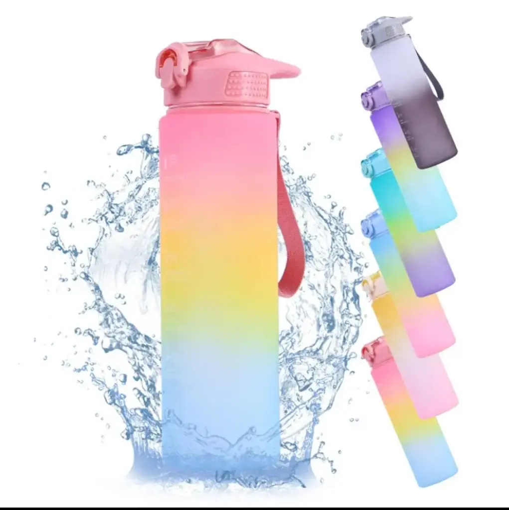 مطرة 750 مل ملونة بلاستيك