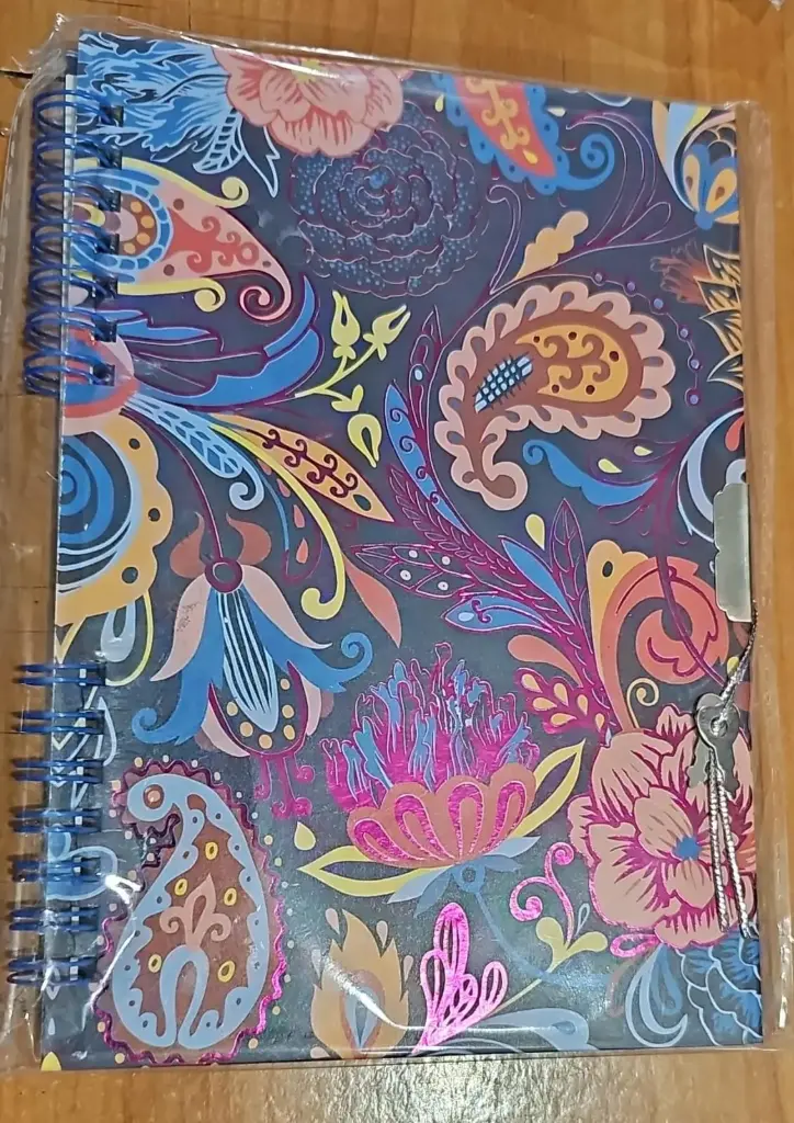 دفتر نوت مع قفل A5