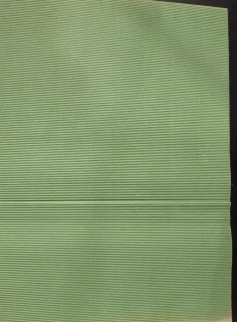 كرتون مطعج 50*70 