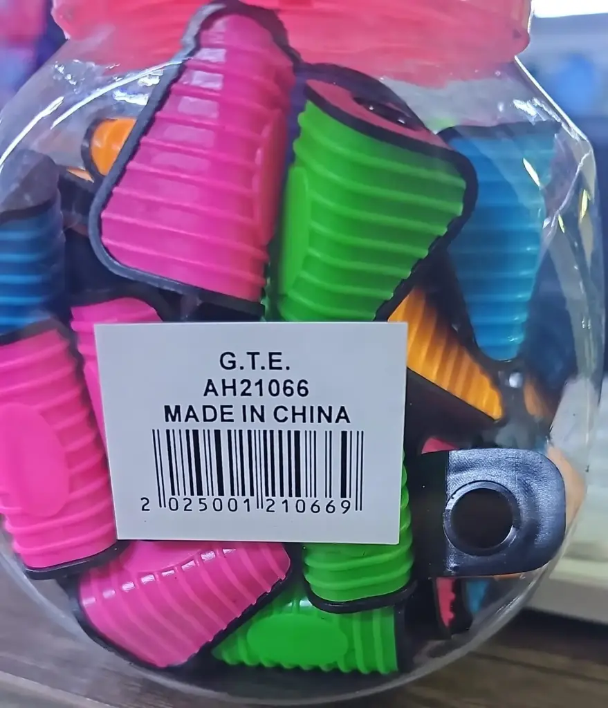 براية بعلبة بلاستيك *24