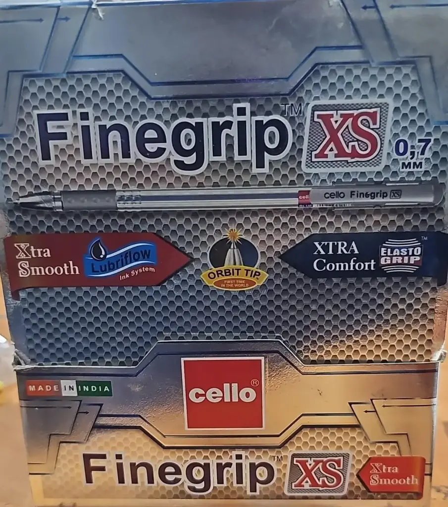 0.7mm قلم حبر كبسة