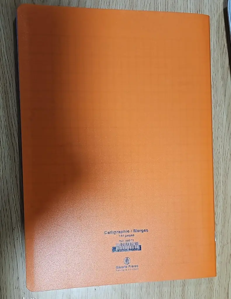 دفتر شك بلاستك مربع باسيل  72 ورقة 