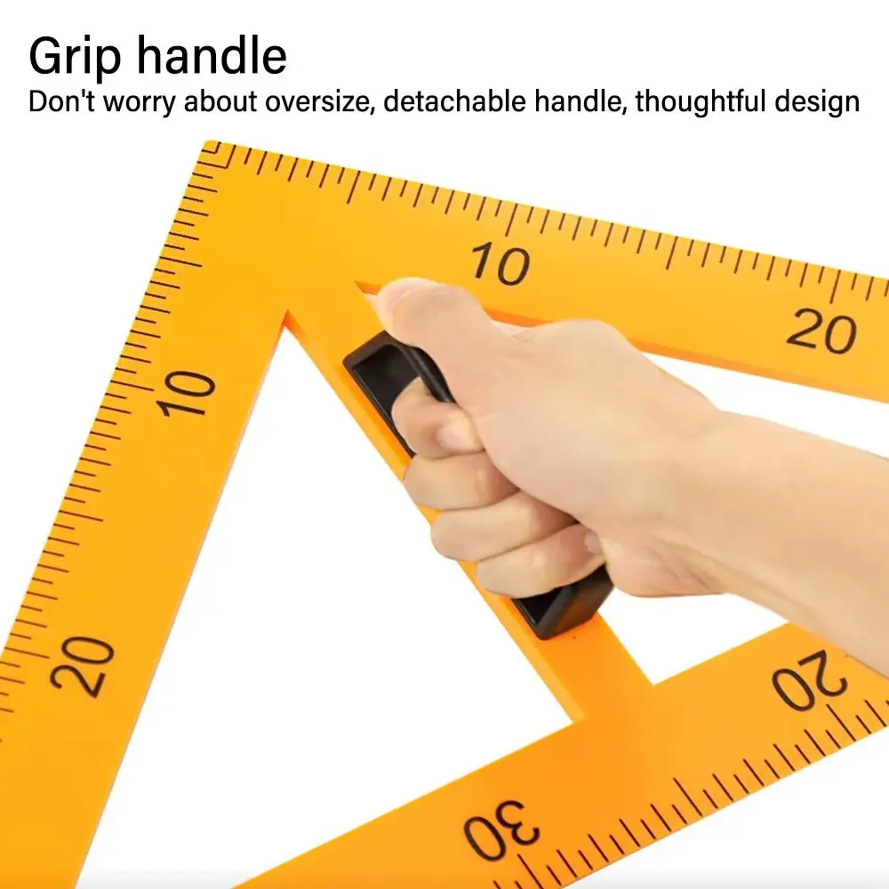 مثلث هندسي كبير جامعي 50